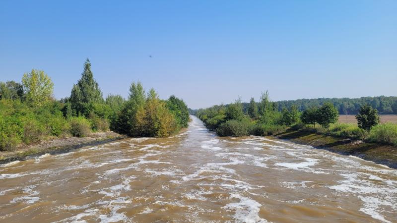 Widok z mostu przy zaporze na Bystrzycę w Mietkowie