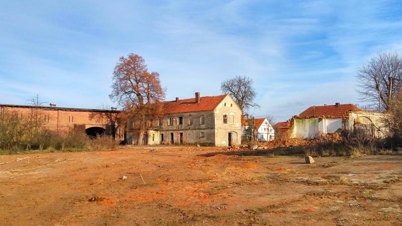 Spółdzielnia (dawny folwark) w Milinie 2016