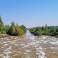 Widok z mostu przy zaporze na Bystrzycę w Mietkowie