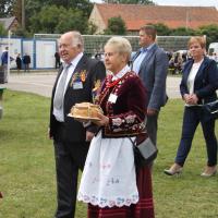 Dożynki gminne w Mietkowie 2017 starostowie dożynek