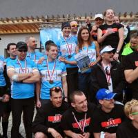 Bieg Mietkowski 2014 dekoracja drużynowa